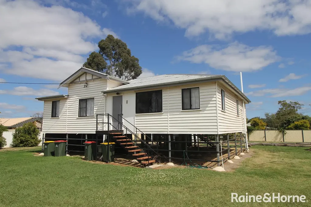 Kingaroy 4Zimmer 2 bedroom Duplex in Great location