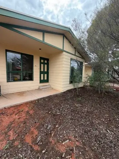 19A Maireana Circuit, Roxby Downs, SA 5725, 4 Bedrooms, 1 Bathrooms, House