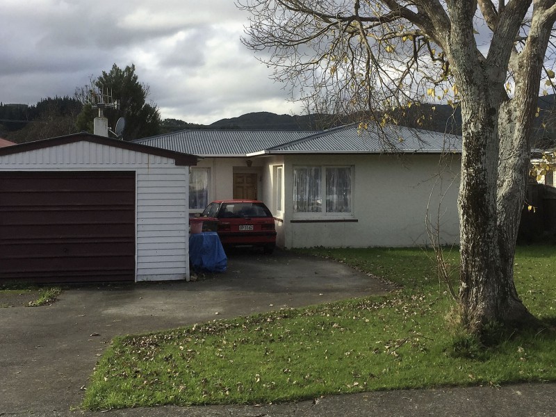 36 Totara Saint Parkway, Wainuiomata, Lower Hutt, 3 Kuwarto, 0 Banyo