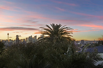 Bellevue Hill 3chambre Sprawling Top Floor Apartment With City Views In Boutique Development