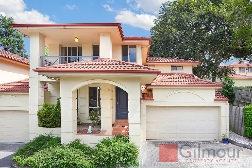 Baulkham Hills 3Kwarto Spacious Townhouse Offering Outstanding Potential