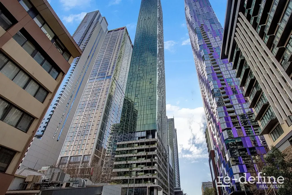 Stylish One-Bedroom Apartment in the Heart of Melbourne CBD
