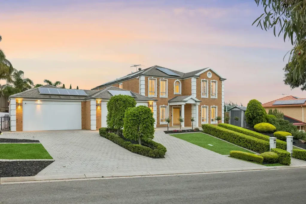 Gulfview Heights 5Phòng ngủ The Ultimate In Luxury Family Living!