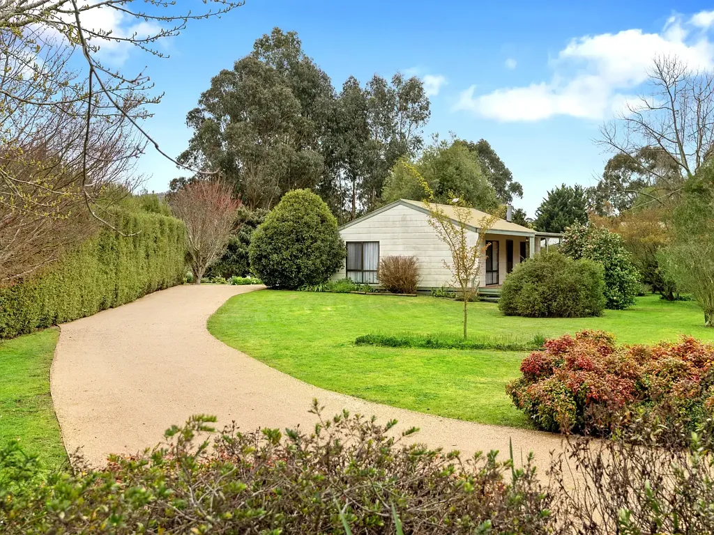 9 Mareeba Avenue, Buxton, VIC 3711