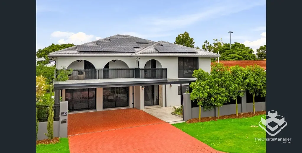 PRIME LOCATION IN ROBERTSON � 2 STUNNING RENTAL OPTIONS AVAILABLE NOW!