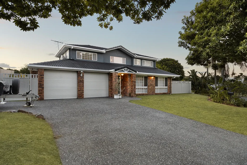 1 Shaw Close, Brighton, QLD 4017