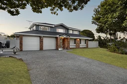 1 Shaw Close, Brighton