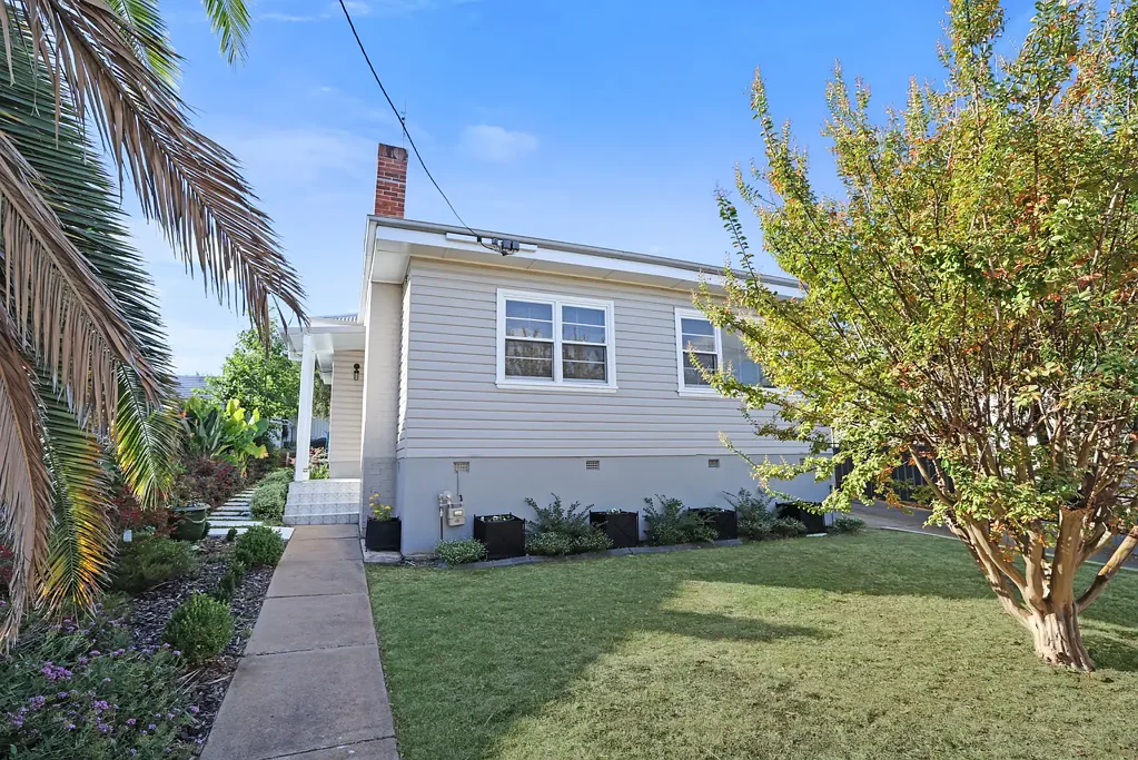 10 Lancaster Avenue, Tamworth, NSW 2340