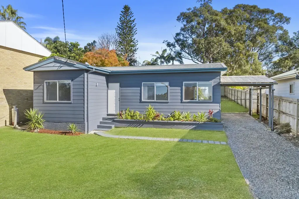33 South Street, Killarney Vale, NSW 2261