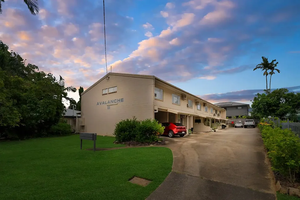 7/11 Crathern Close, Edge Hill, QLD 4870
