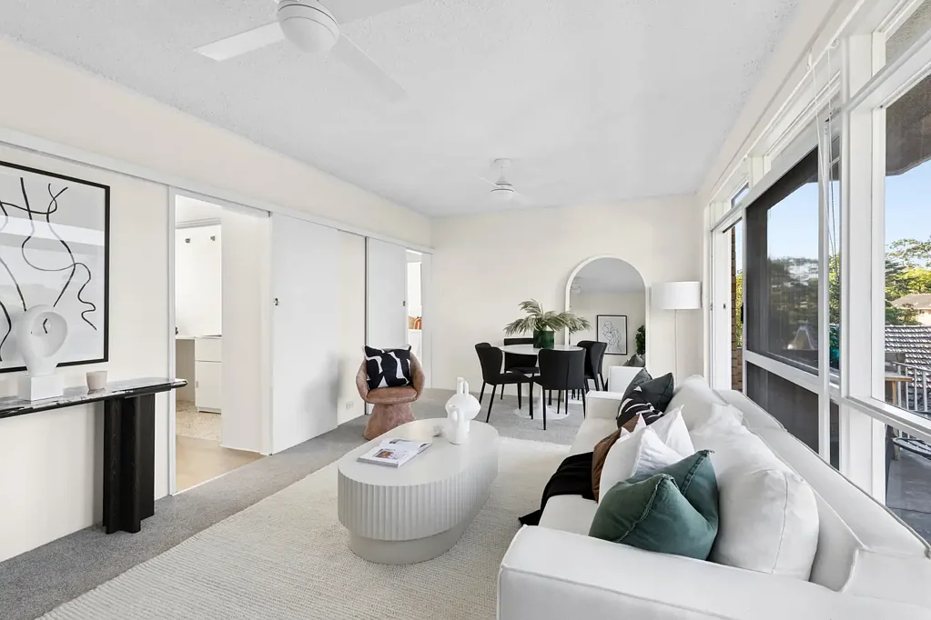 Ashfield 2房 翻新朝东北公寓 Renovated North-East Facing Apartment