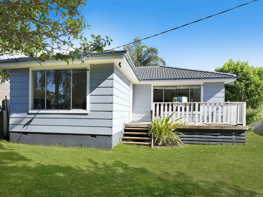 Barrack Heights 3房  A family home in a holiday location