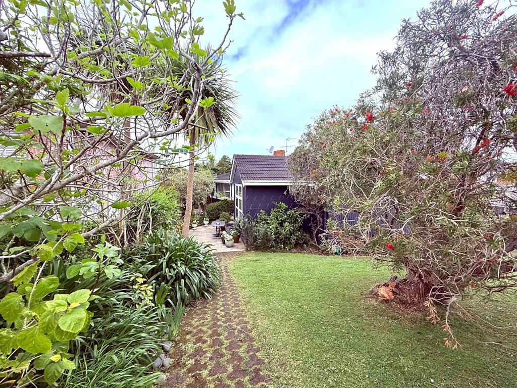 Charming 3 Bedrooms Villa for Rent in the Hear...