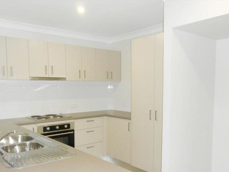 UNIT 5 63 LOWER KING ST, CABOOLTURE QLD 4510, 0房, 0浴, Townhouse