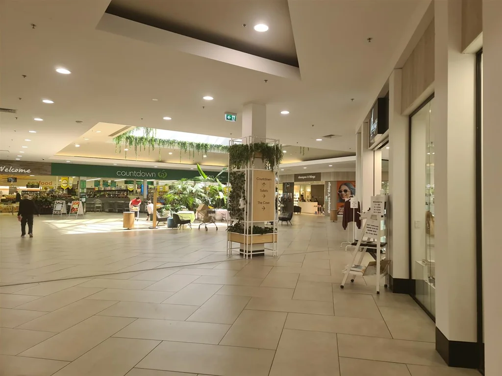 Stanmore Bay Affordable Big Retail Shop