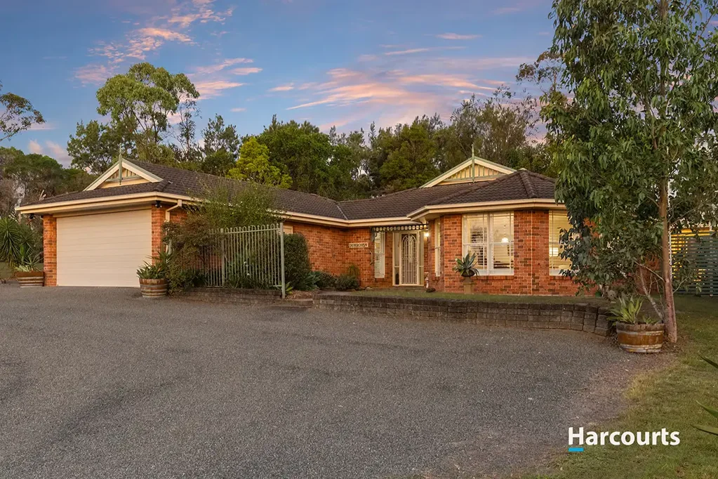 Branxton 5房  Spacious & private family living on 3.2 fenced acres