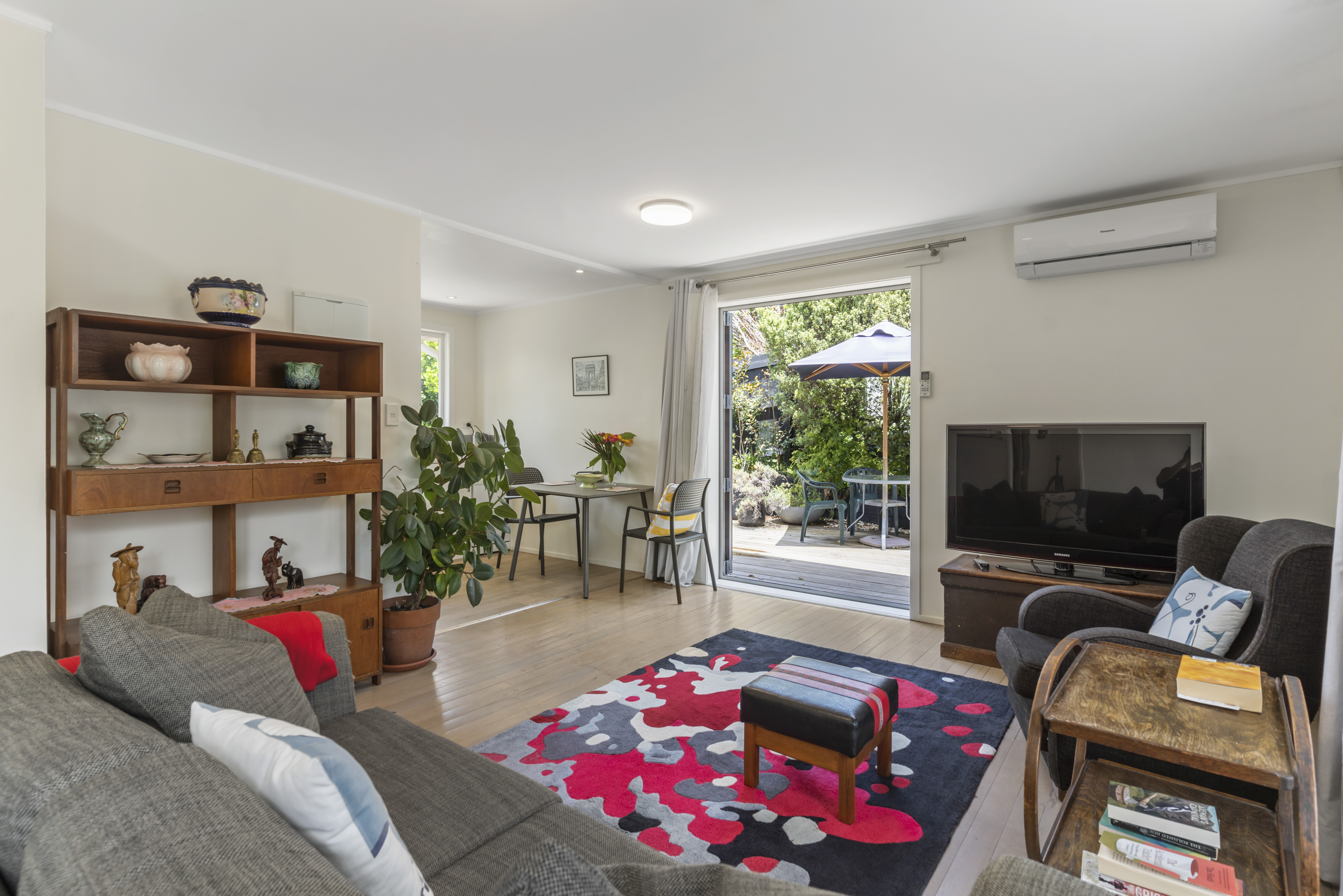 1/8 Thatcher Street, Mission Bay, Auckland, 2 Kuwarto, 1 Banyo