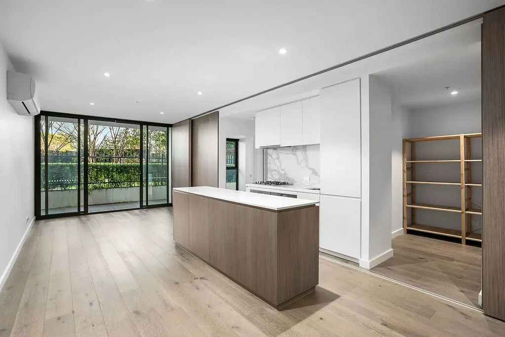 Luxurious Modern Living in the Heart of Doncaster Hill!