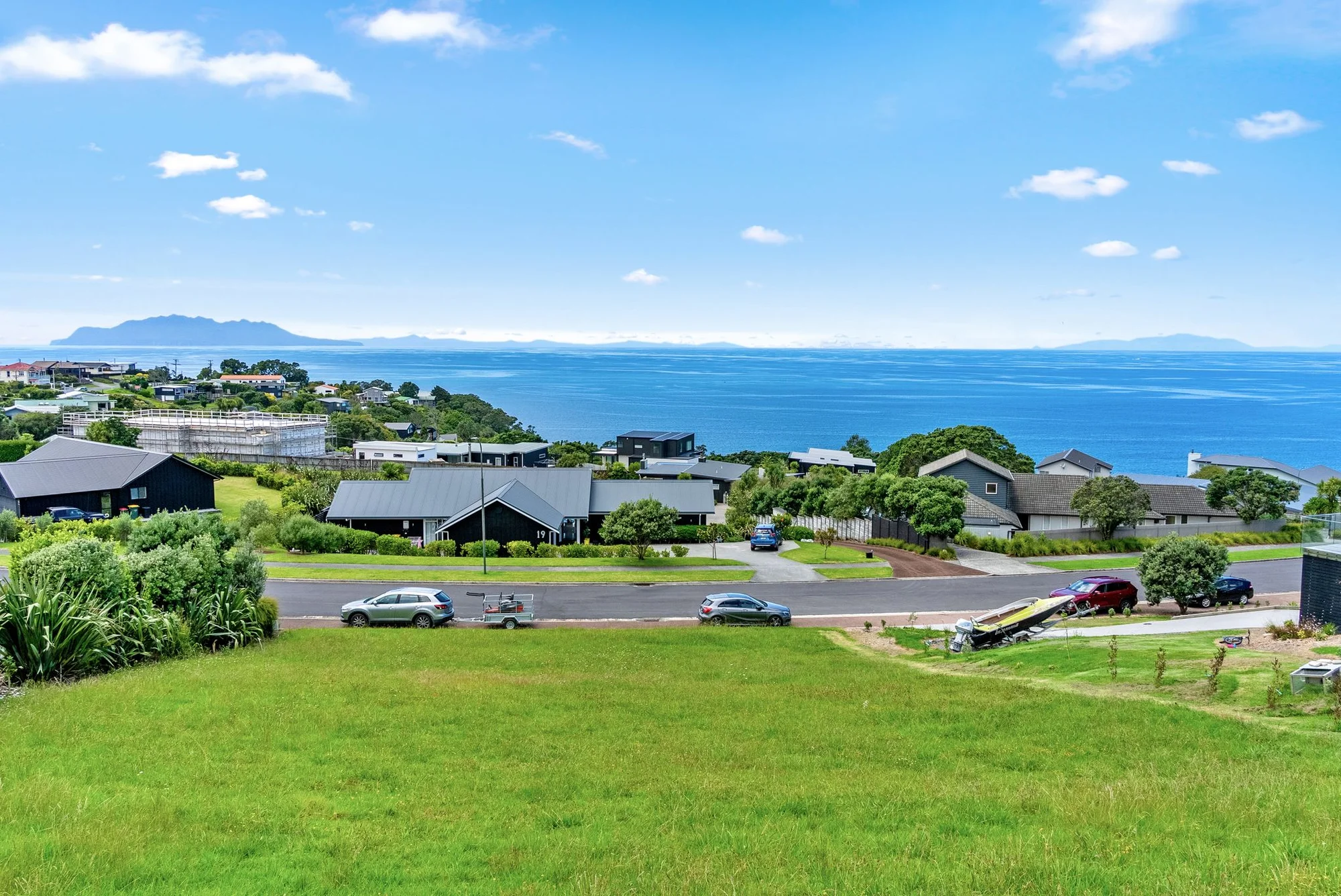 Leigh Coastal Dream with Island Views