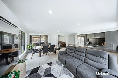 30 Talleyrand Circuit, Greta, NSW 2334, 4 कमरे, 2 बाथरूम, House