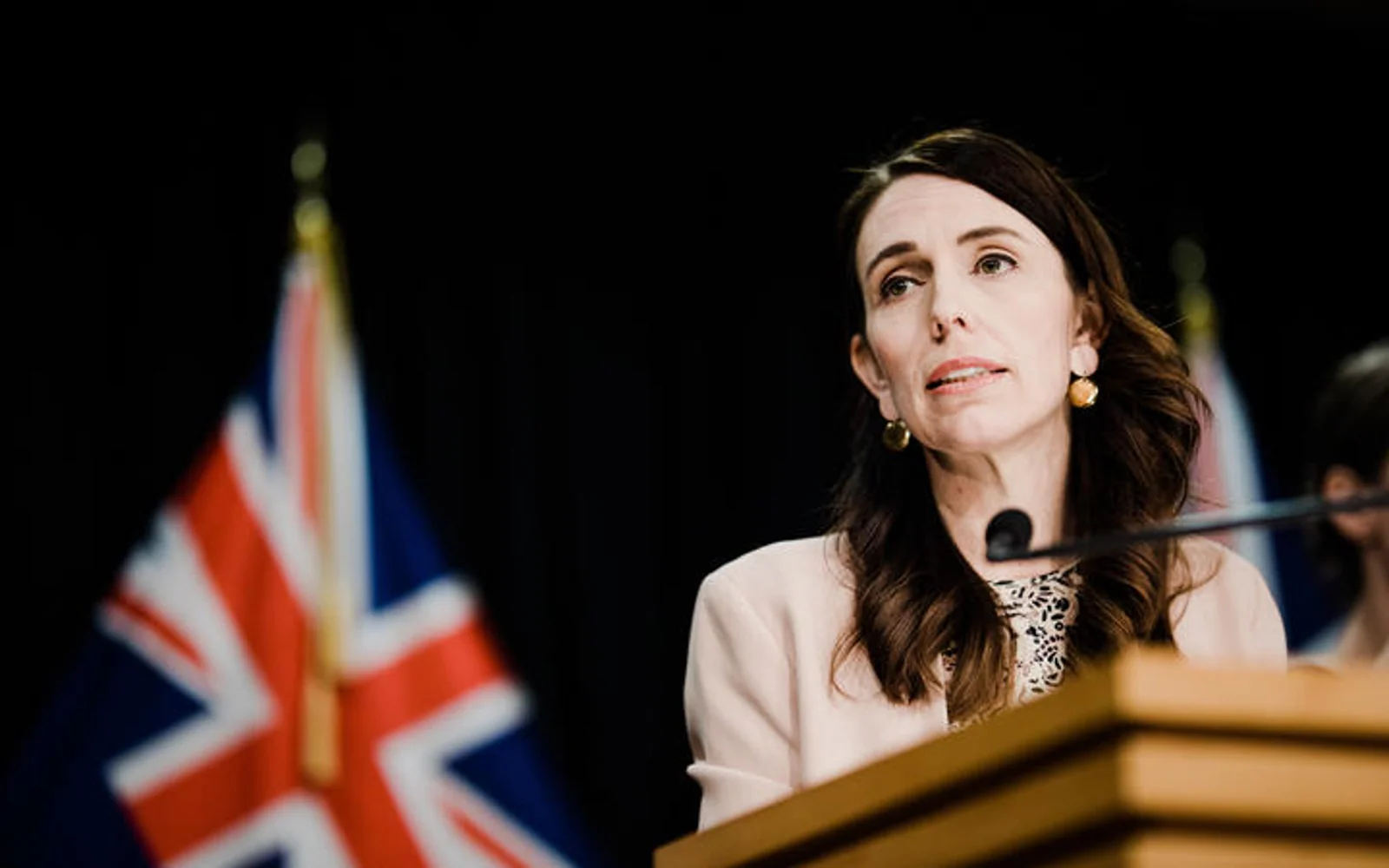 Jacinda:数据显示Lockdown有效控制疫情,”清零“政策是正确选择