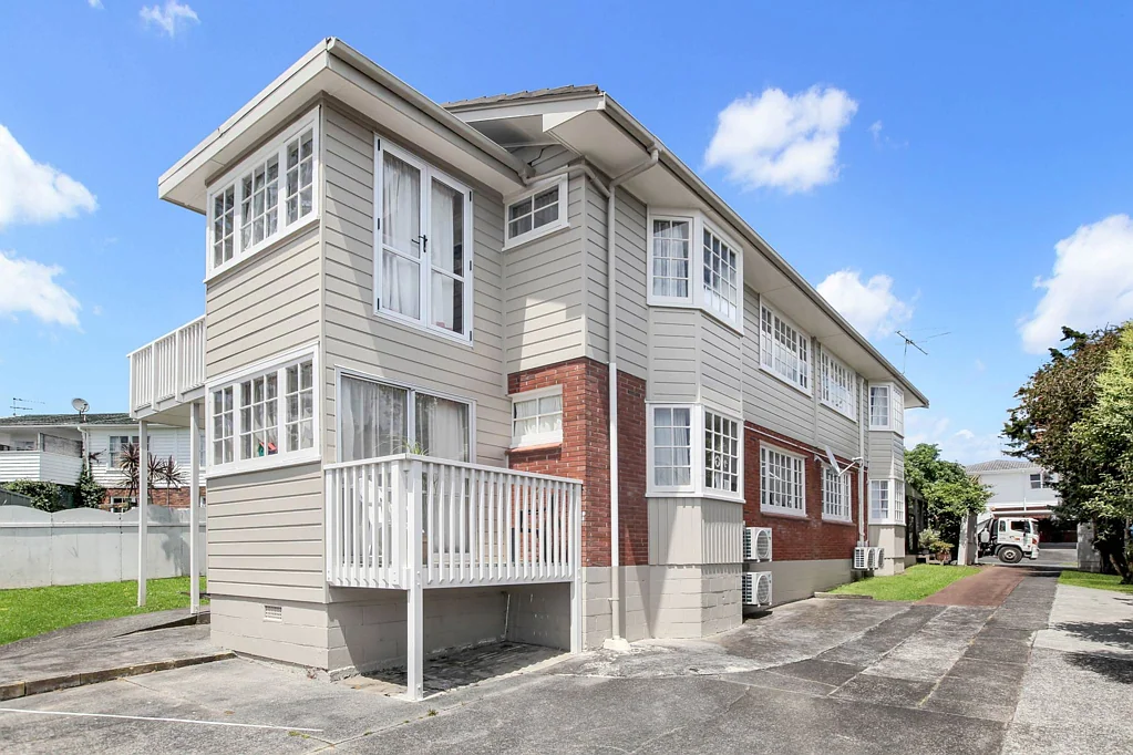 Two Bedroom in Meadowbank - Great Location!
