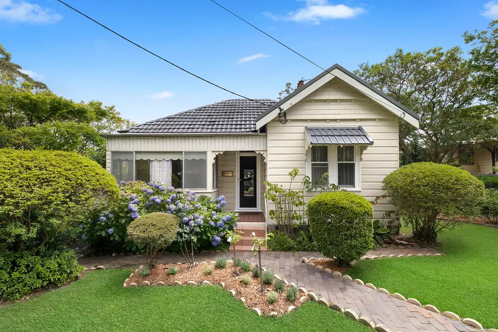 4 Clarinda Street, Hornsby, NSW 2077