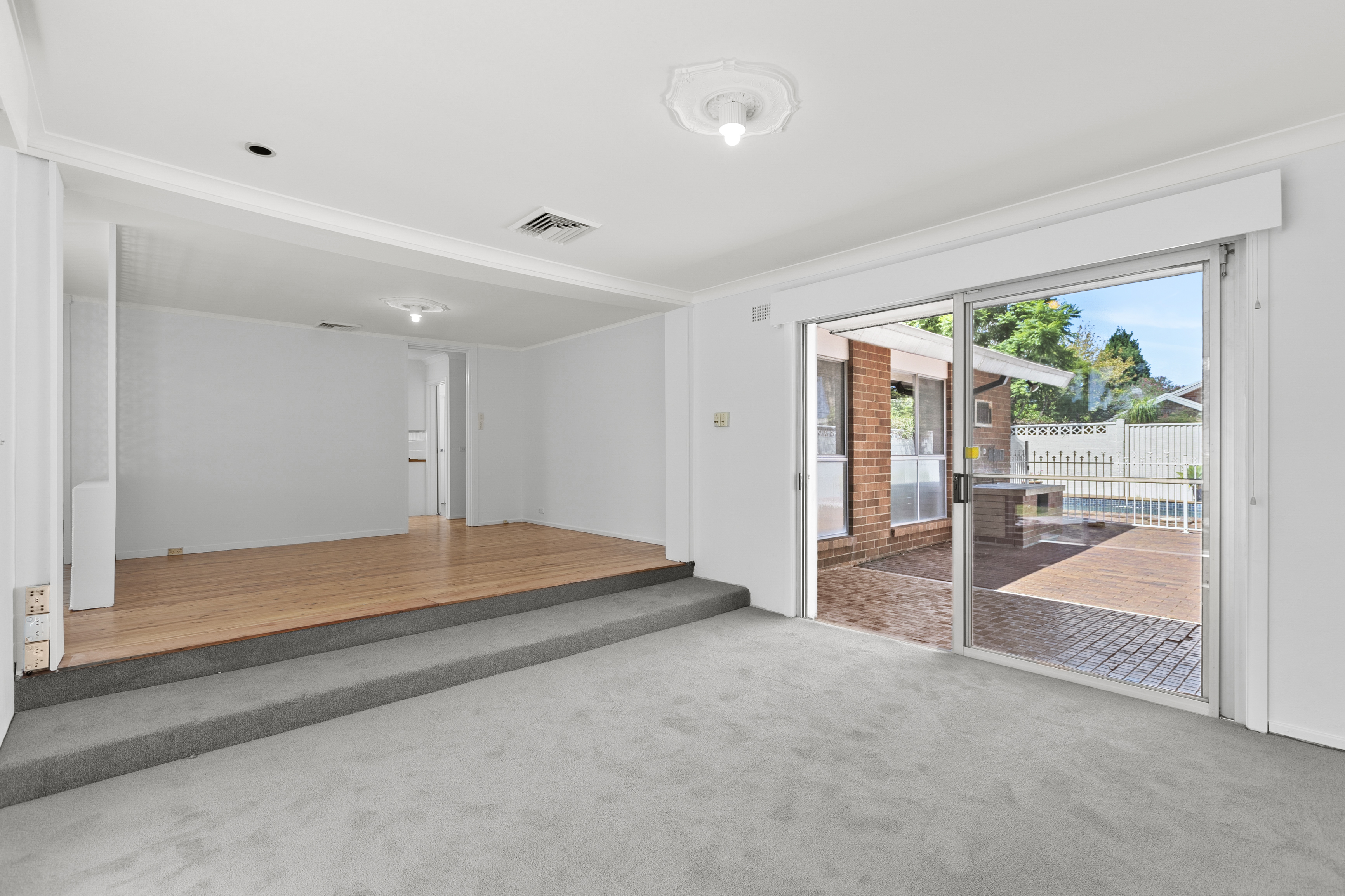 24 DARLEY ST, FORESTVILLE NSW 2087, 0 ห้องนอน, 0 ห้องน้ำ, House