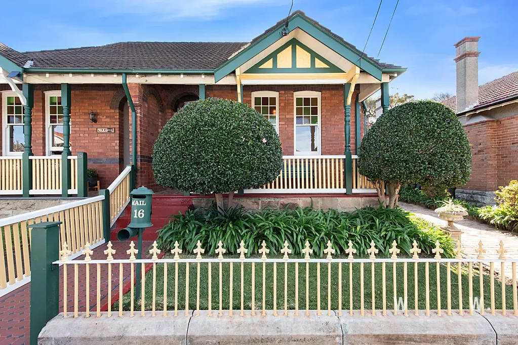 Drummoyne 3Kwarto Charming Family Haven in a Village Setting