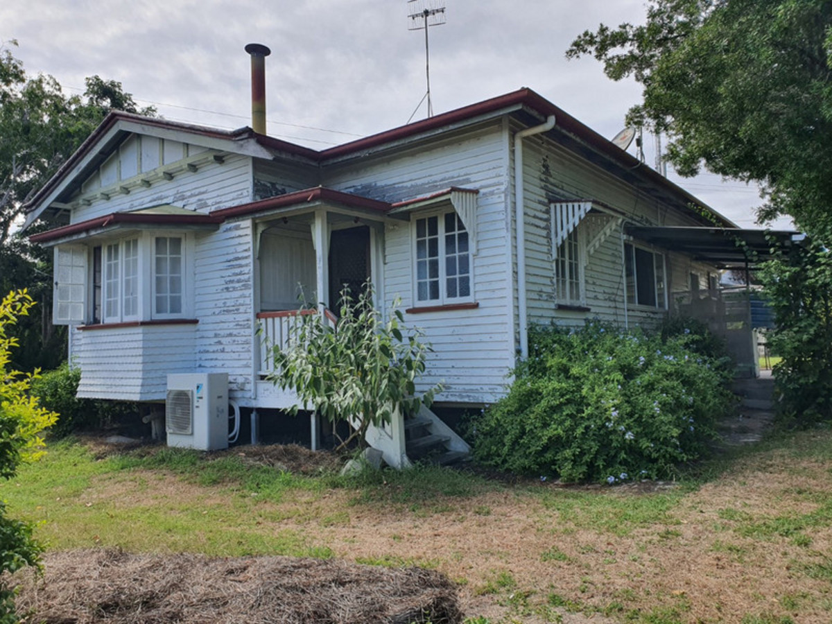 1 RUTHERFORD ST, MONTO QLD 4630, 0 ห้องนอน, 0 ห้องน้ำ, House