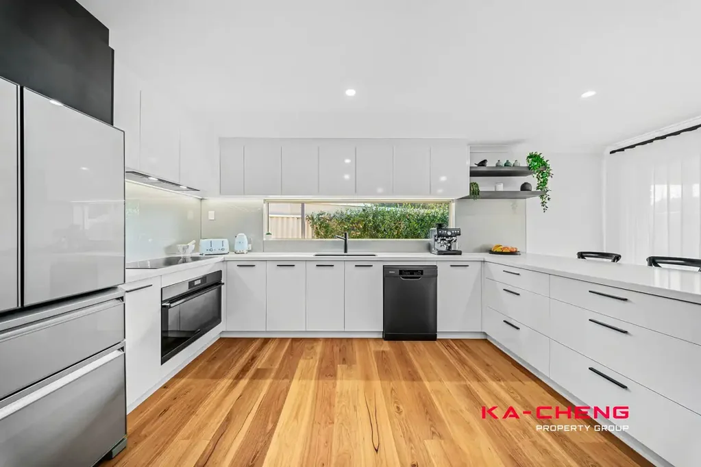 17B Collins Court, Morley, WA 6062