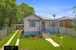 60 Collins Street, Corrimal