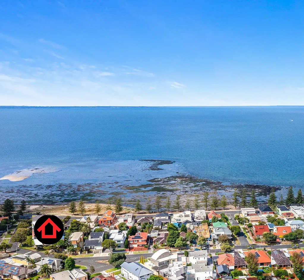 Sensational seaholme