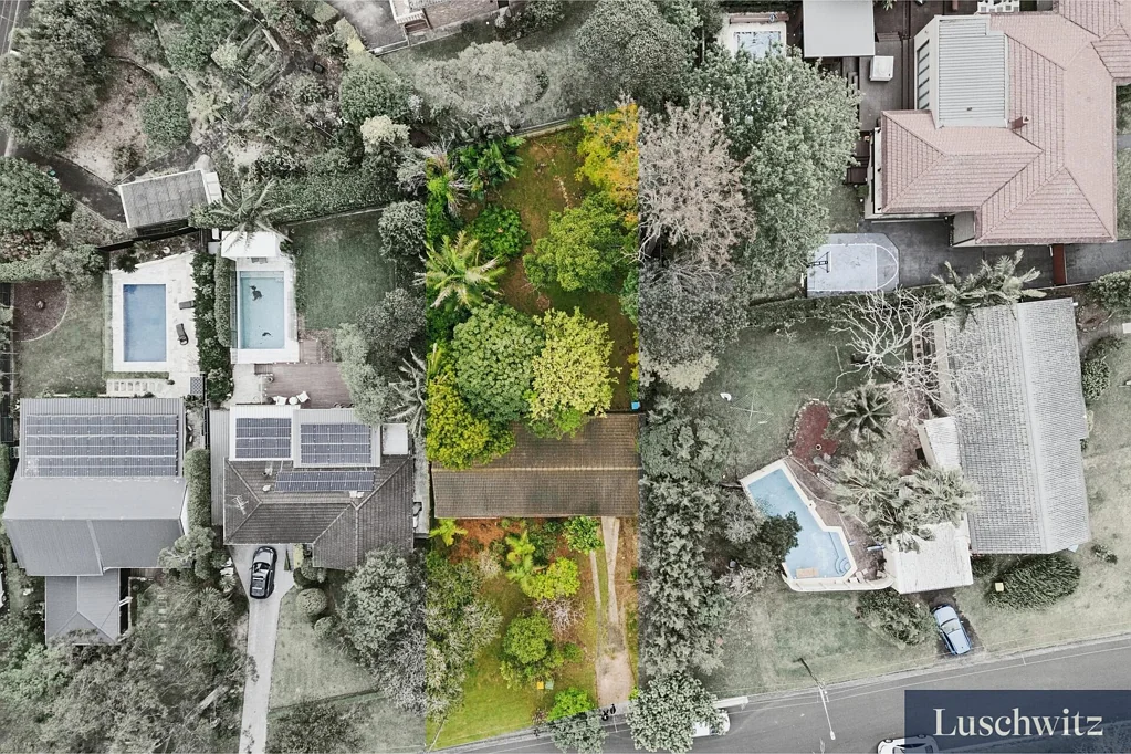 Wahroonga 3Kwarto An Outstanding Opportunity for Builders and Renovators - 879 sqm block, North to rear aspect, original home in need of TLC