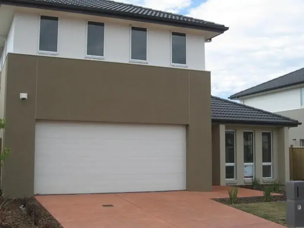 Spacious Family Living in a Prime Point Cook Location! APPLI
