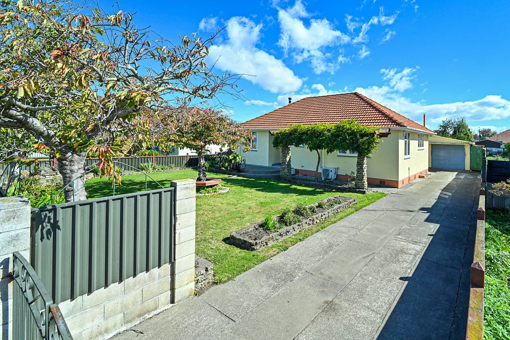 Mayfair 3 Bedroom Solid family option