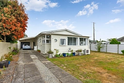 80 Harley Street, Masterton