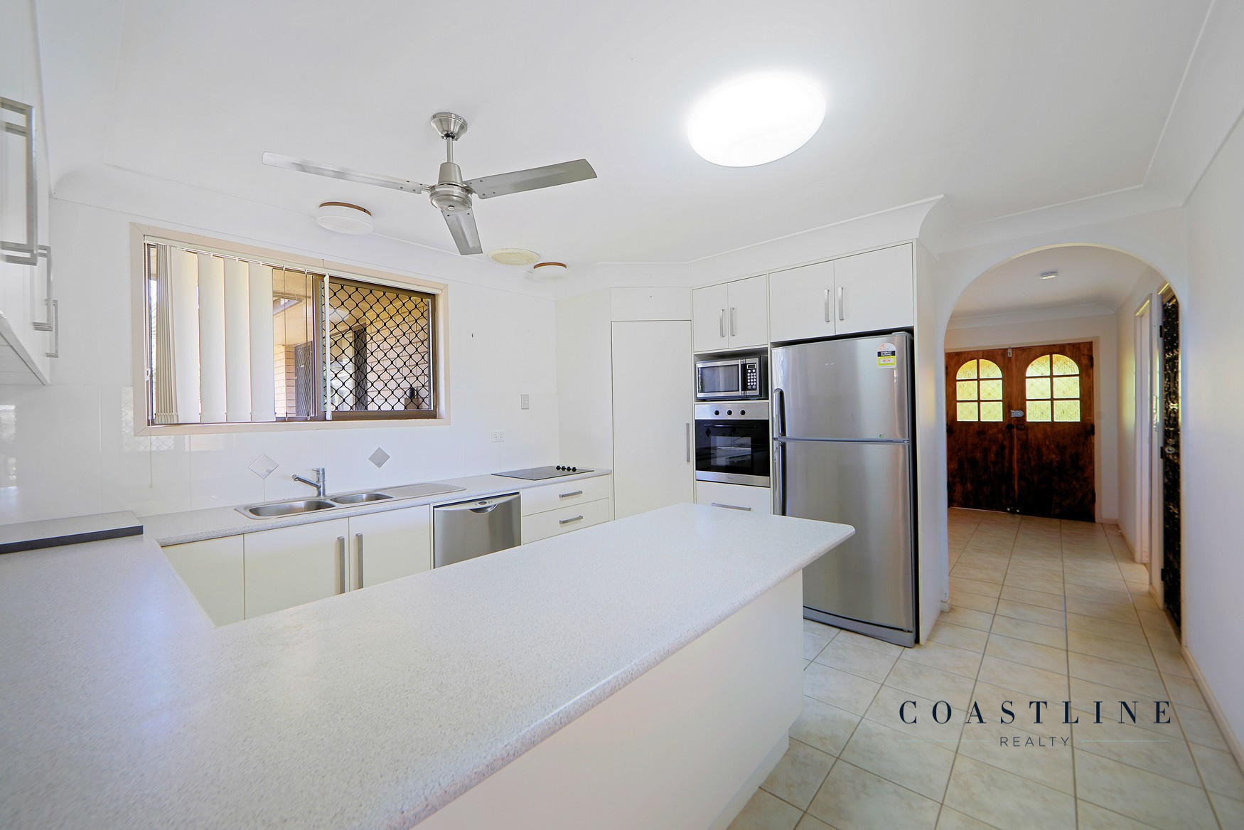 8 RATTRAY ST, AVENELL HEIGHTS QLD 4670, 0 રૂમ, 0 બાથરૂમ, House