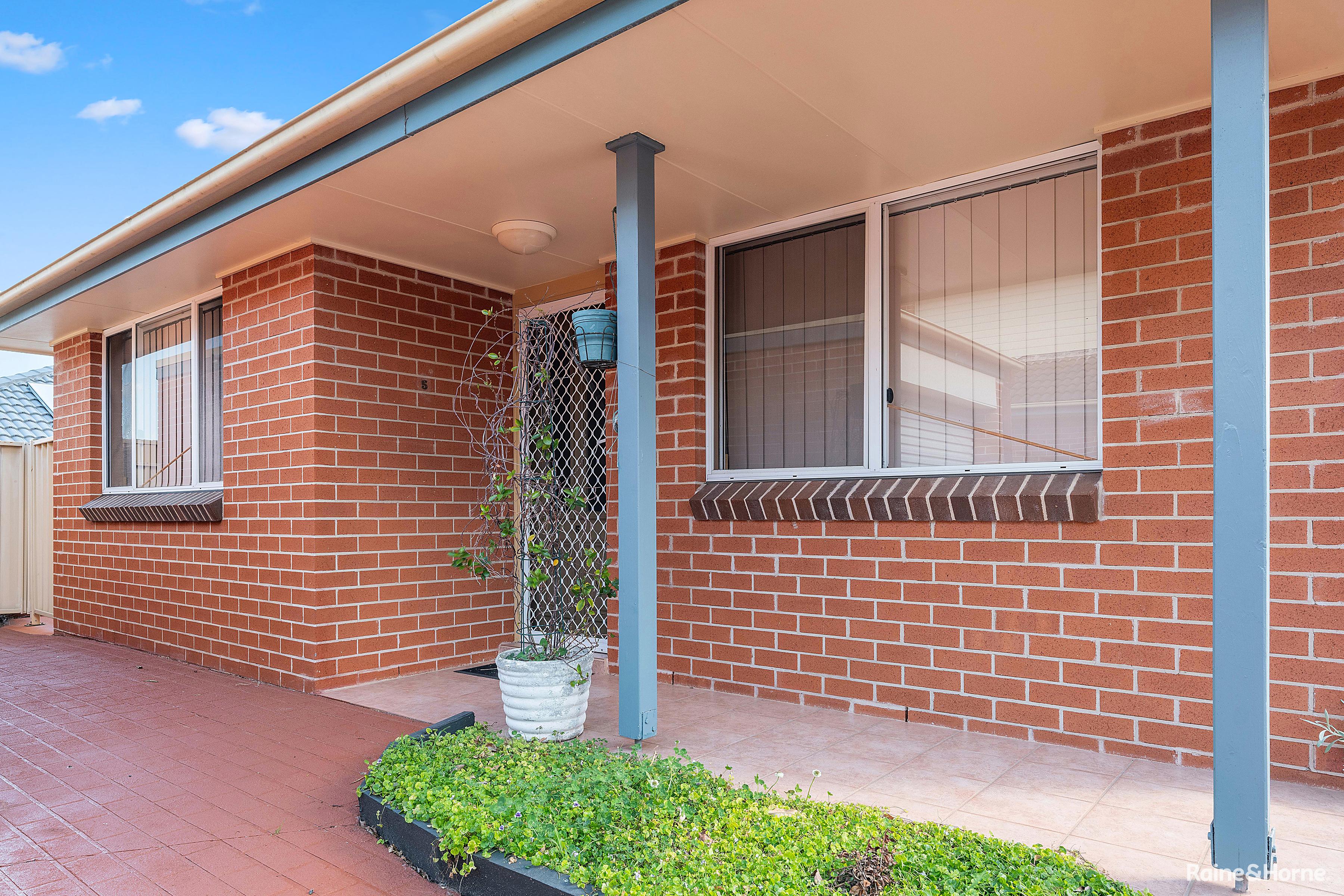 4-6 ROBB ST, BELMONT NSW 2280, 0 rūma, 0 rūma horoi, House