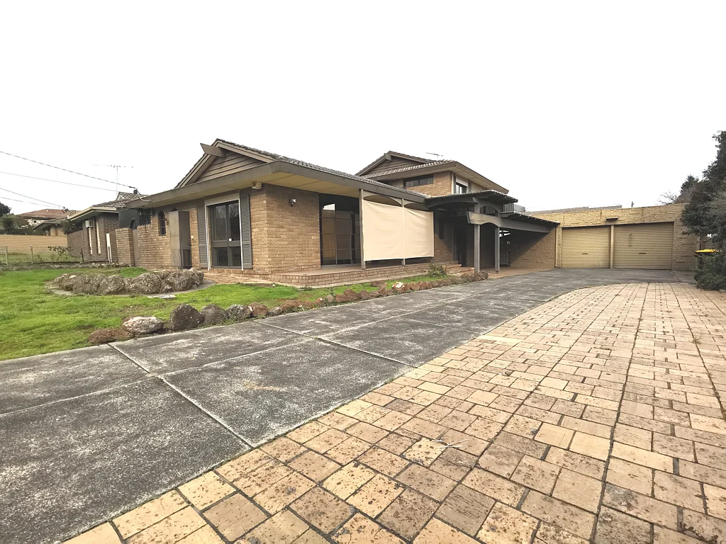 Dandenong 7Kwarto Prime Investment Opportunity - 21 Rodd Street, Dandenong VIC 3175