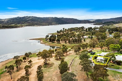 Mudgee 2房  YOUR WATERFRONT ESCAPE AWAITS