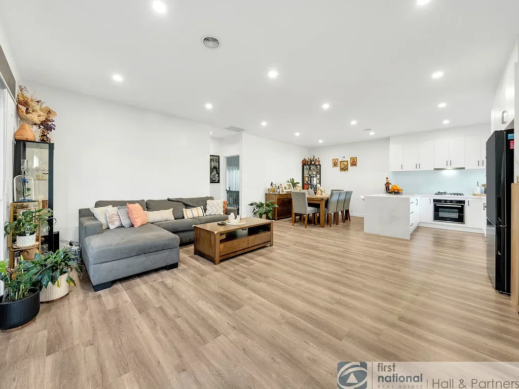 2/4 Box Street, Doveton, VIC 3177