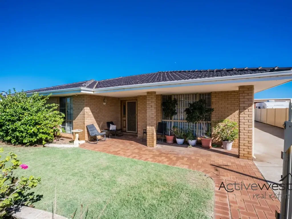 Sunset Beach 4 Bedroom Spacious Living Just Minutes from the Beach