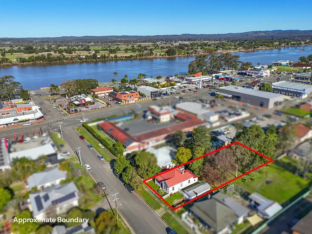 Taree 4 Bedroom Character Home on 1043sqm block with Potential to Restore or Develop
