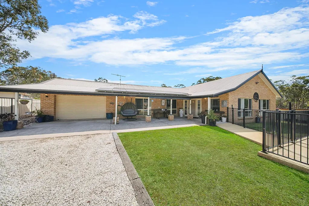 6 Usher Street, Greta, NSW 2334