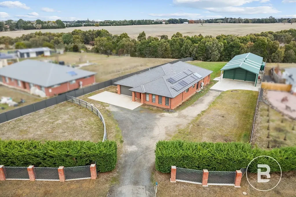 Ballan 4chambre MODERN ACREAGE LIVING