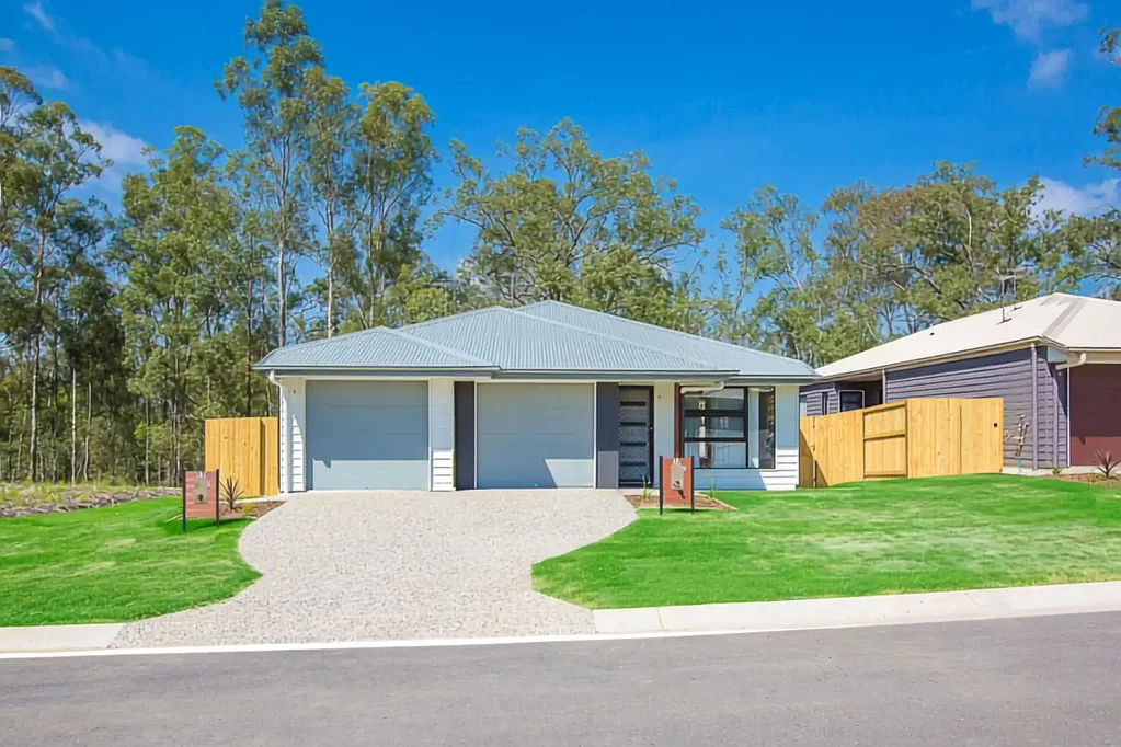 MODERN 3-BEDROOM DUPLEX HOME