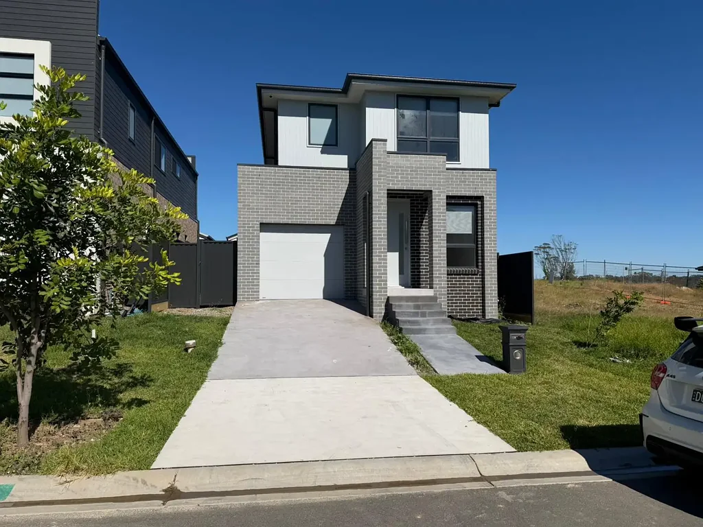 Brand New Family Home in the Heart of Leppington