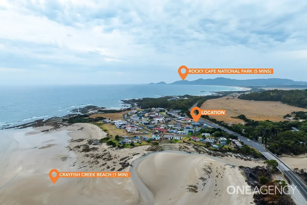 Crayfish Creek 3બેડરૂમ Spacious Coastal Home Just Steps from the Beach