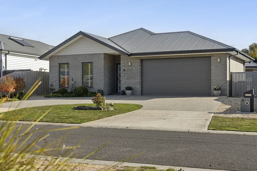 Woodend 4房  Exceptional Family Living